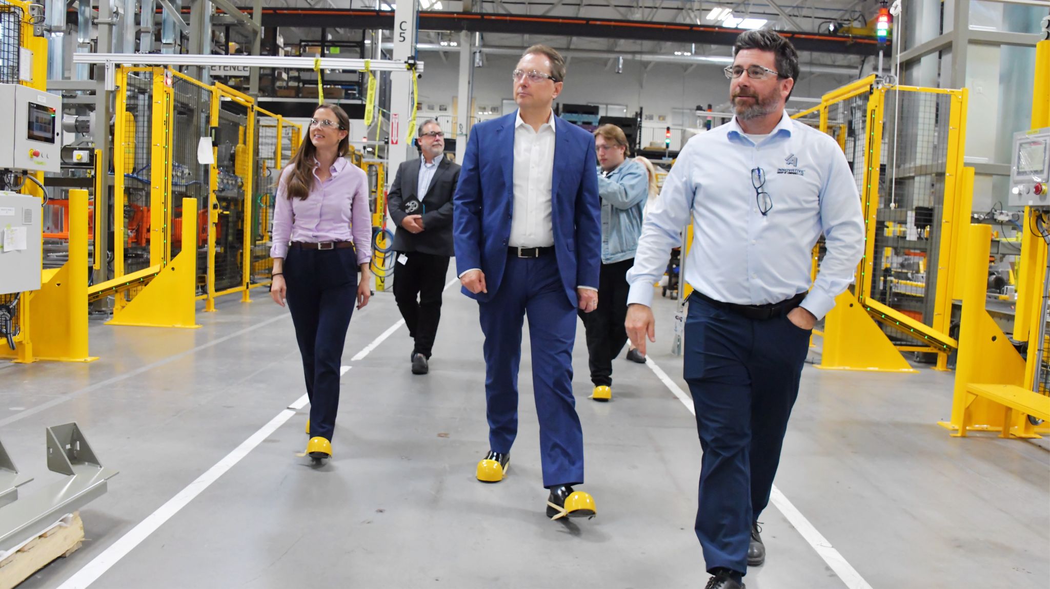 Minister Stephen Crawford and MPP Andrea Khanjin tour Innovative Automation Inc., a leader in Ontario advanced manufacturing and automation technology.